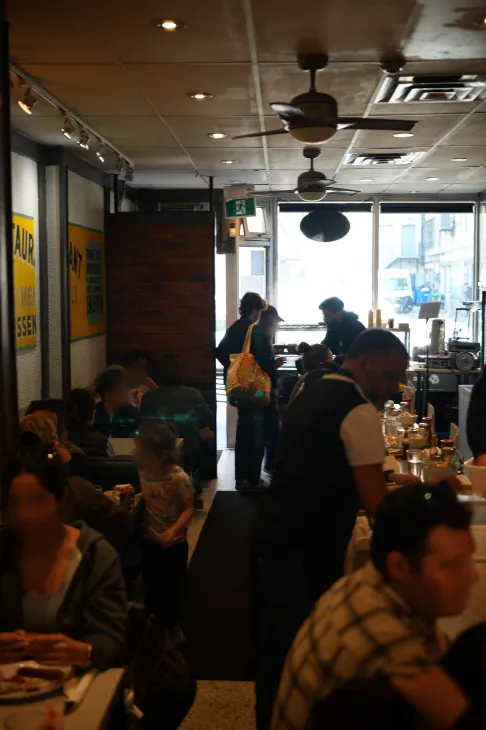 Inside the Avenue Open Kitchen dining room